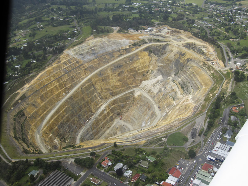 093.Open pit gold mine near Waihi, NZ